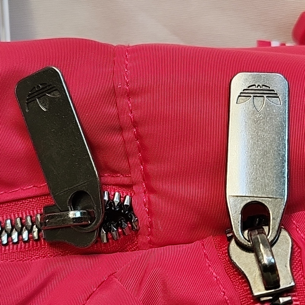 Adidas Mini Two Way Bag 🎒 - Picture 3 of 7